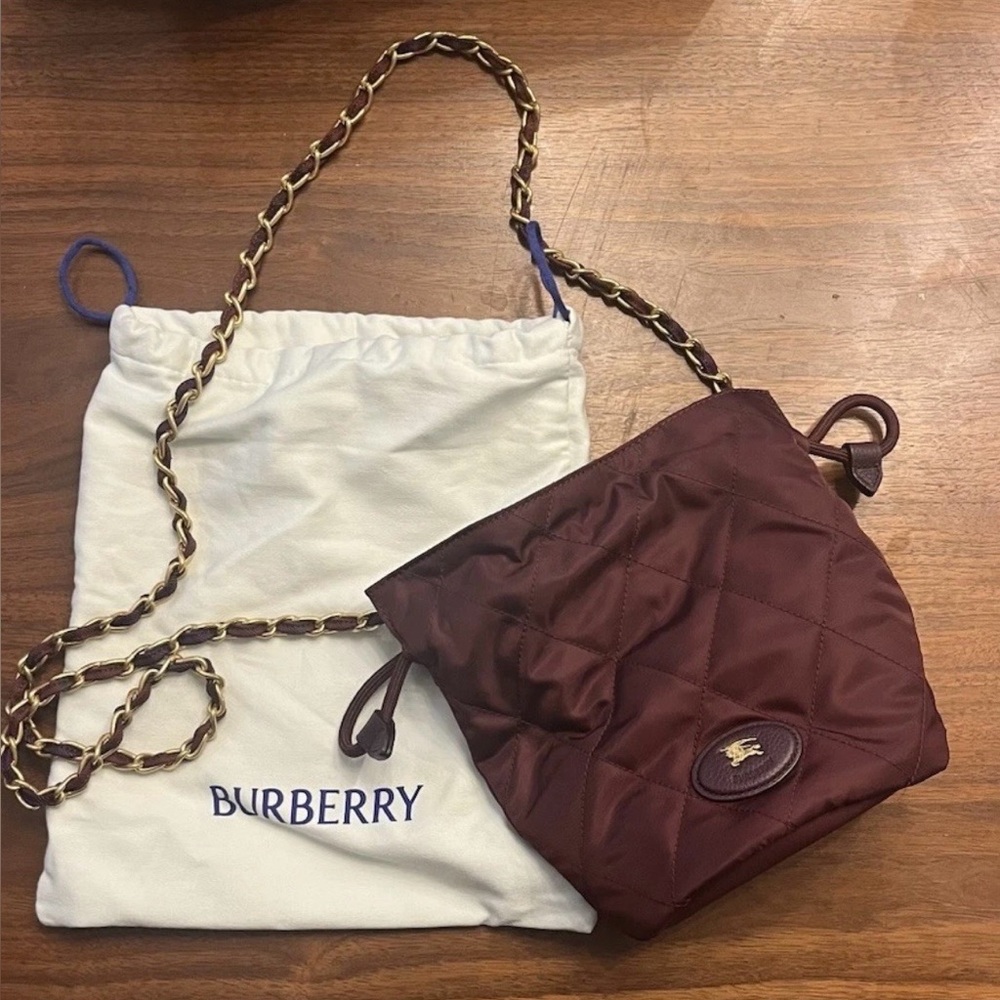 BNWT Burberry Quilted Crossbody Bag in Burgundy